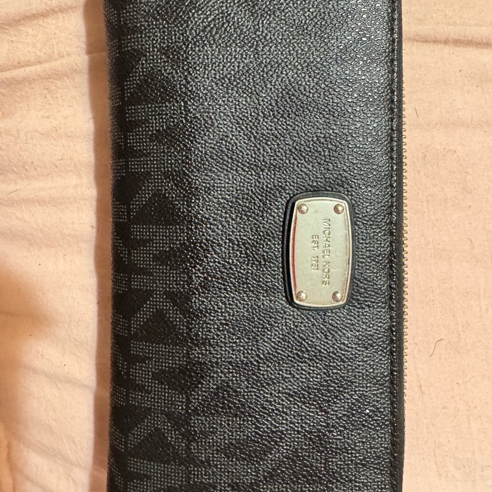 Michael Kors Black Zip-Around Wristlet